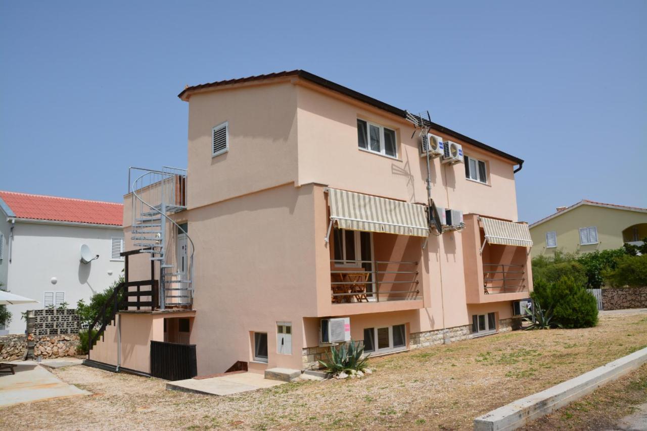 Apartments Marina Ražanac Exteriör bild